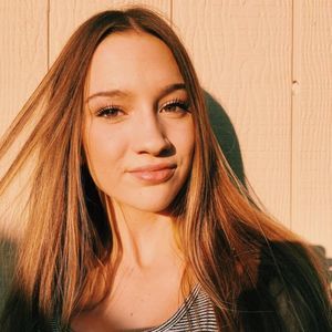 Meet your Posher, Athena